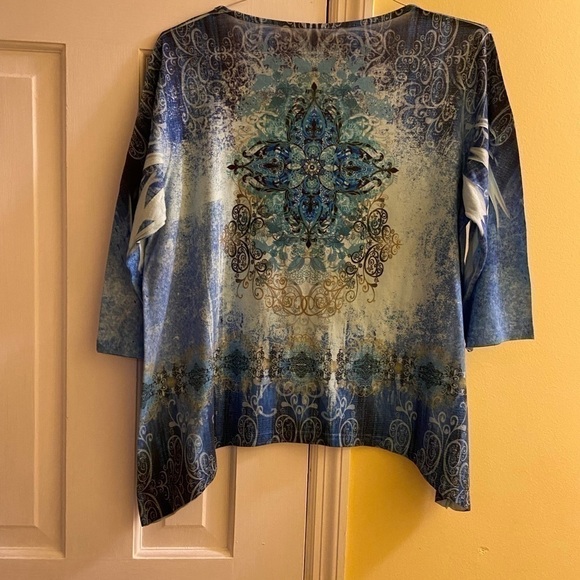 𝅺endless Designs Size Large Blue Top - Picture 10 of 11